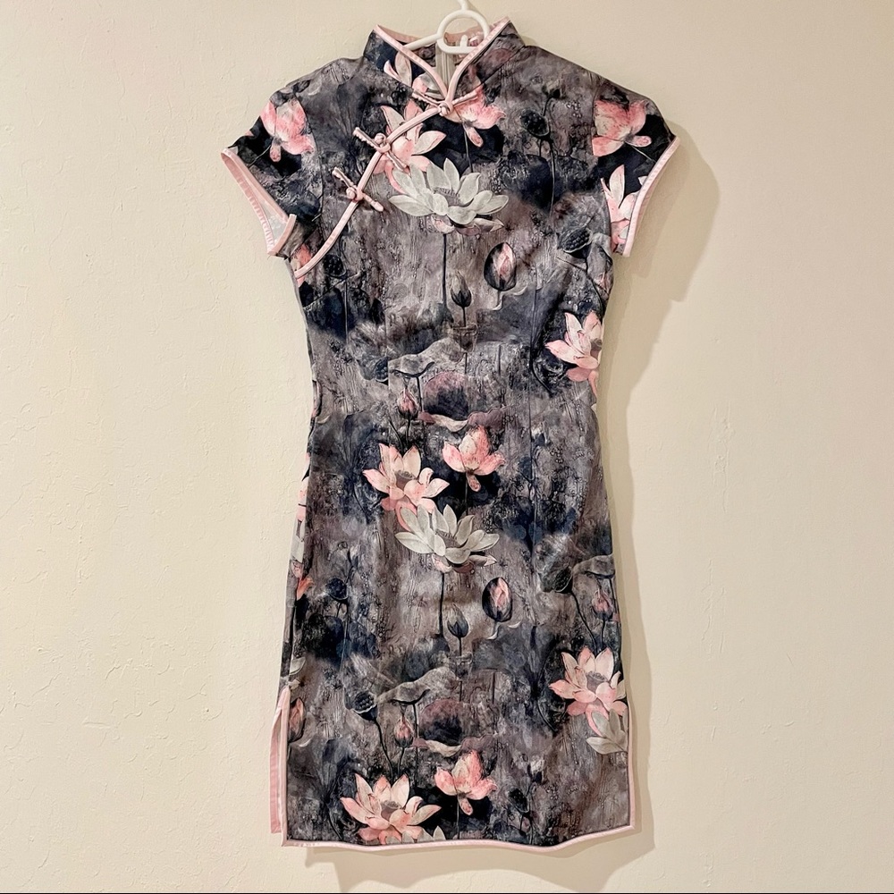 Qipao with lotus print